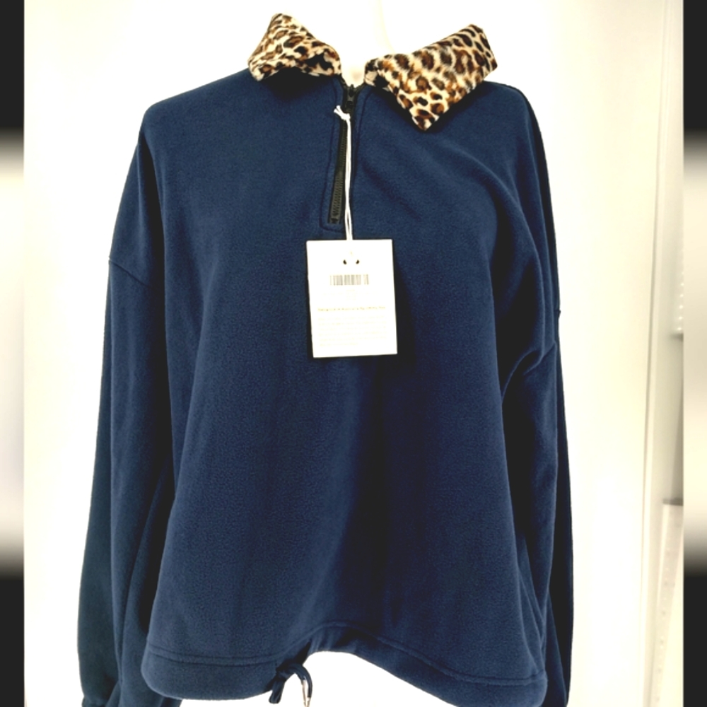 Jimmy Yoo Animal Print Collar Pullover